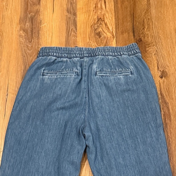 GAP Women’s Utility Joggers (Color: Blue Denim) (Size: Medium)(EUC) - Picture 9 of 13